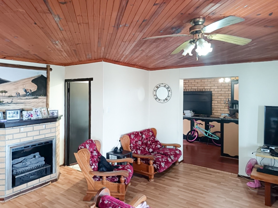 7 Bedroom Property for Sale in Dana Bay Western Cape